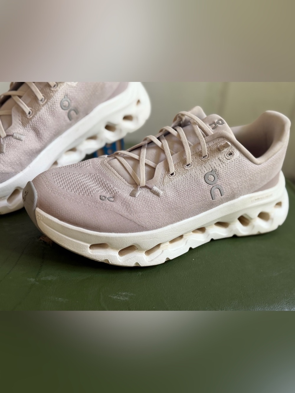 On Cloud Tilt - size 7